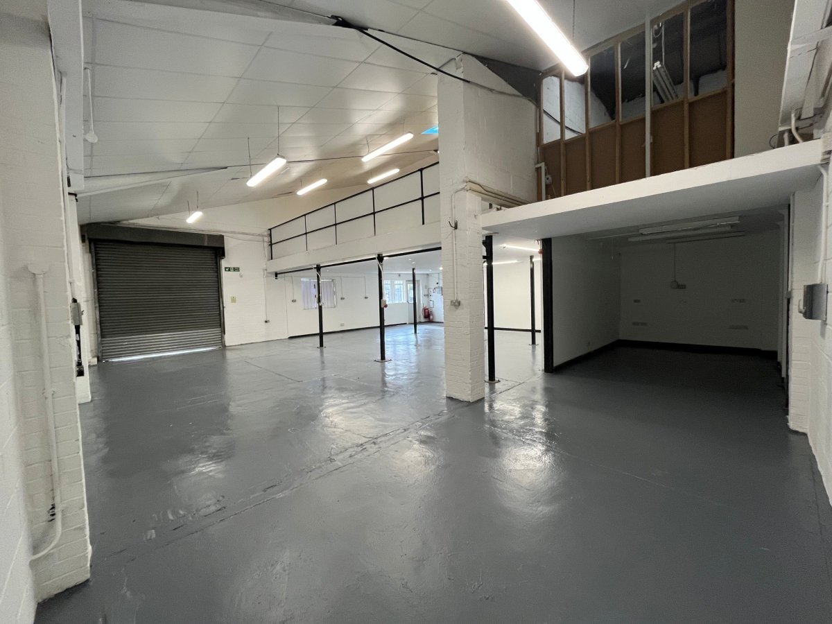 Industrial Unit in Colchester - photo 2