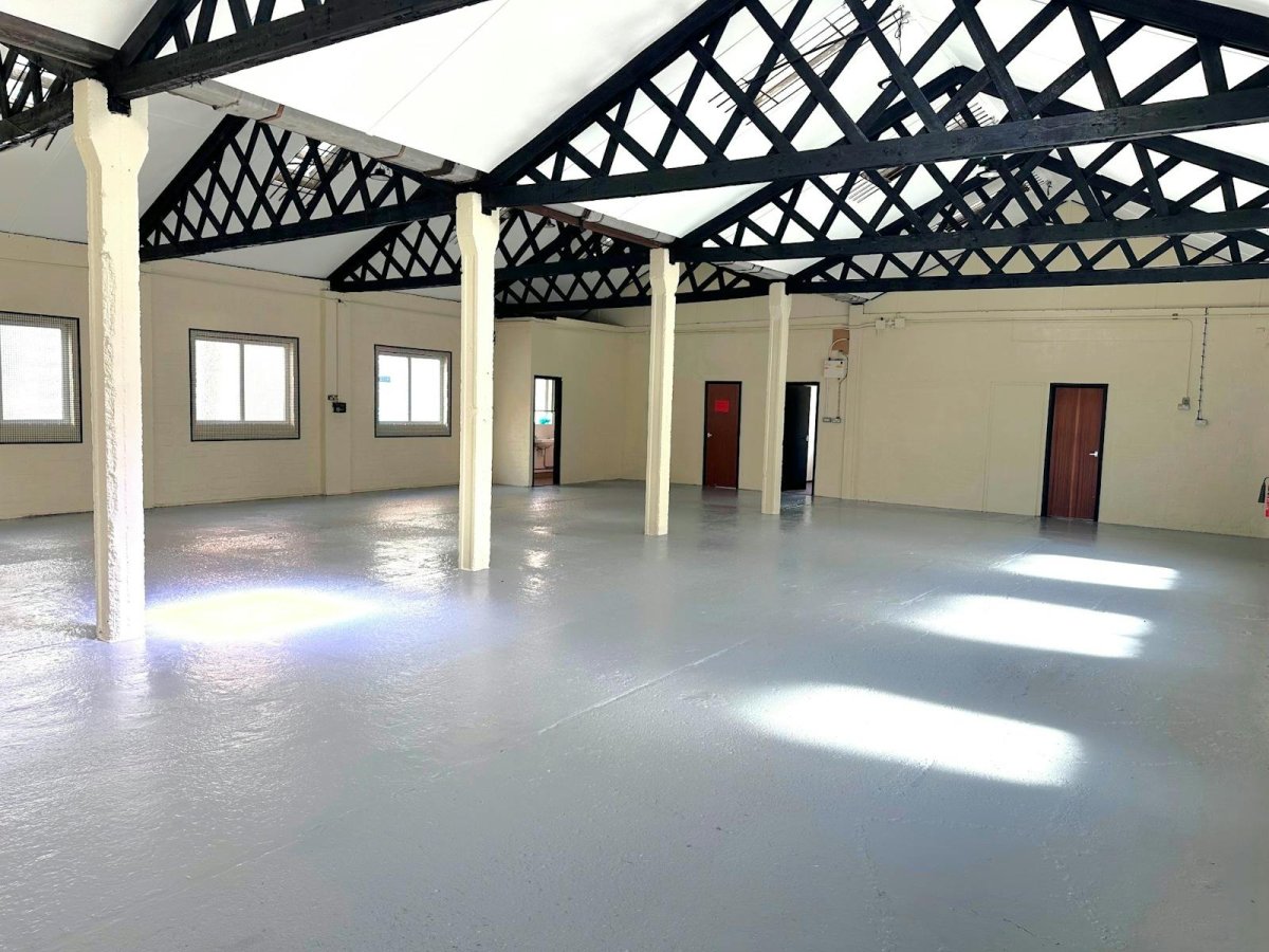 Industrial Unit in Bethnal Green, London - photo 4