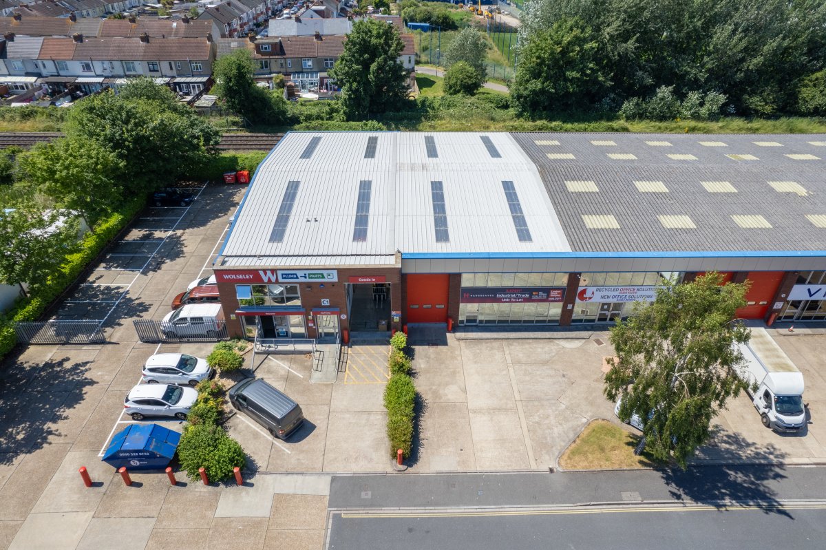 Industrial Unit in Portsmouth - photo 4