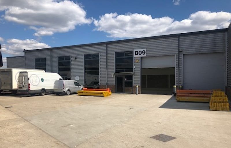 Industrial Unit in Leyton - photo 2