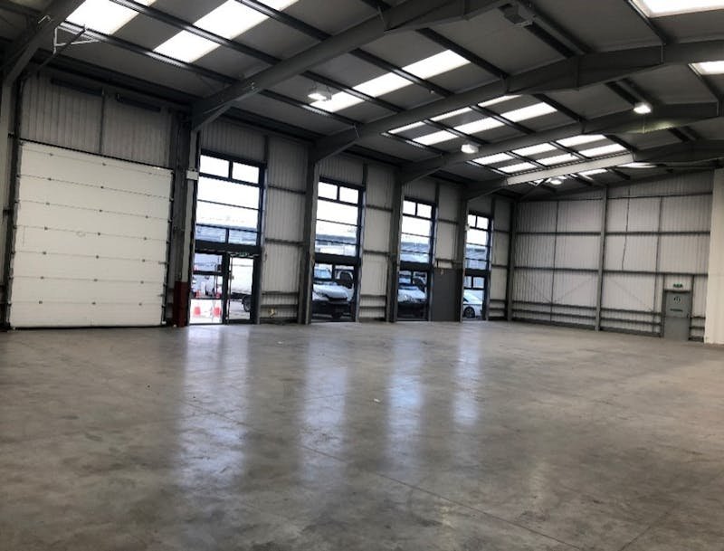 Industrial Unit in Leyton - photo 3