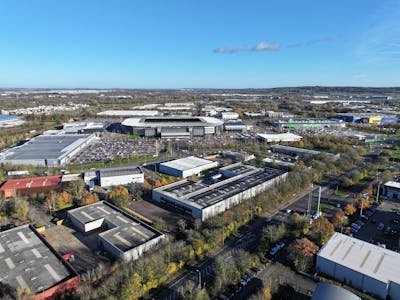 Industrial Unit in Milton Keynes - photo 4