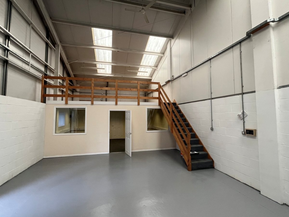 Industrial Unit in Colchester - photo 2