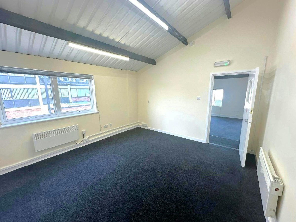 Industrial Unit in Romford