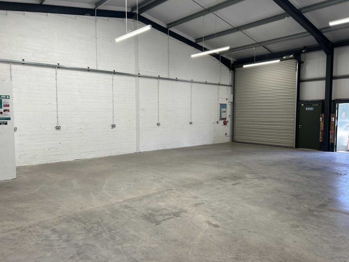 Industrial Unit in Totnes - photo 4