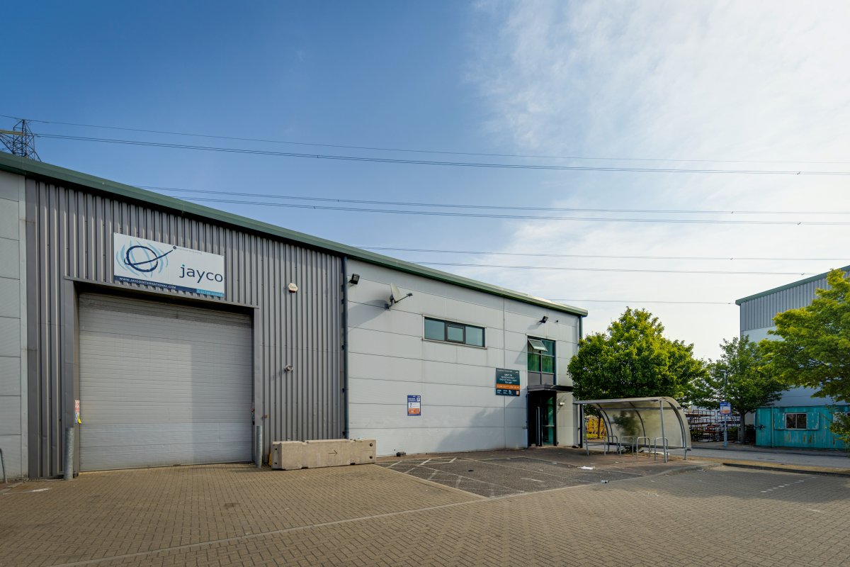 Industrial Unit in Grays - photo 2