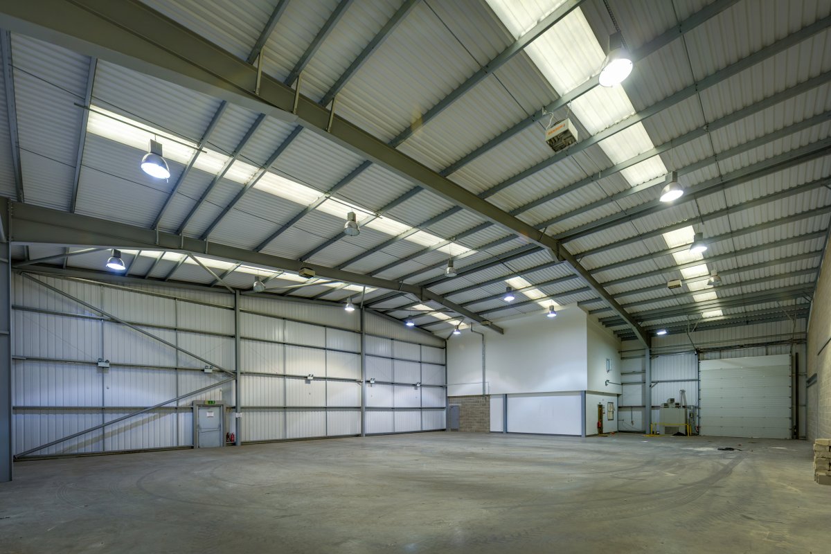 Industrial Unit in Grays - photo 3