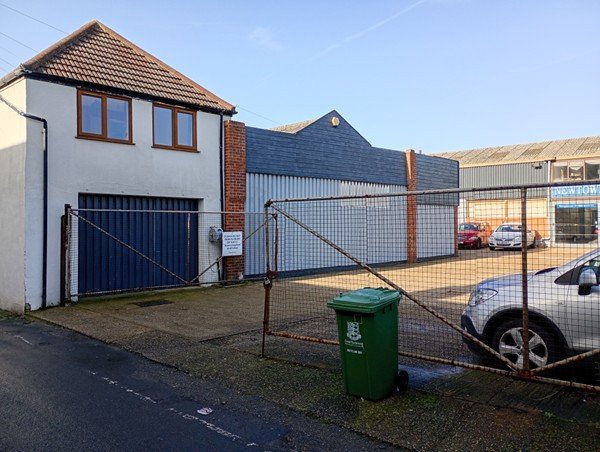 Industrial Unit in Great Yarmouth - photo 3