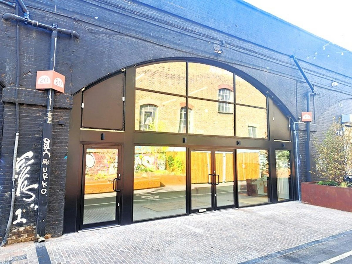 Industrial Unit in Hackney, London - photo 2