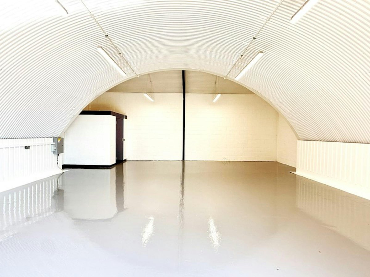 Industrial Unit in Leytonstone, London - photo 2
