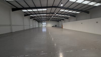 Industrial Unit in Southampton - photo 3