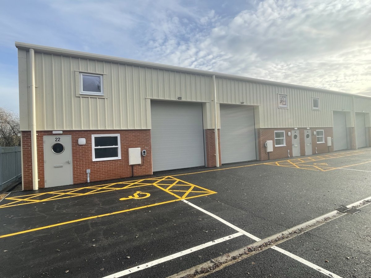 Industrial Unit in Cambridge - photo 2