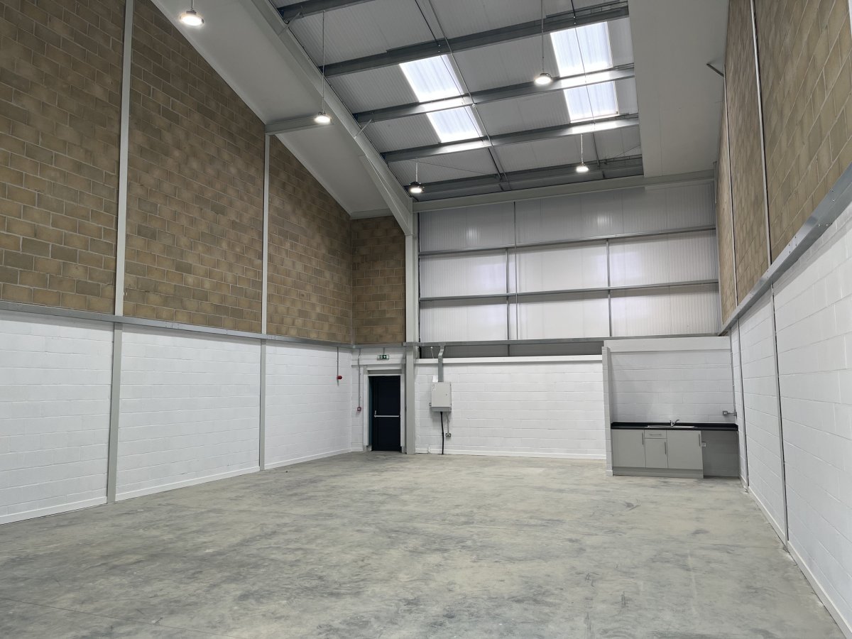 Industrial Unit in Sudbury - photo 3
