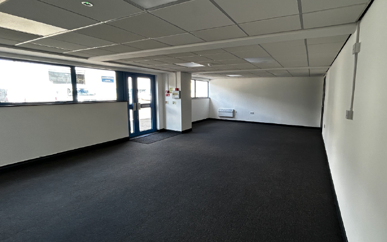 Industrial Unit in Kingswinford - photo 4