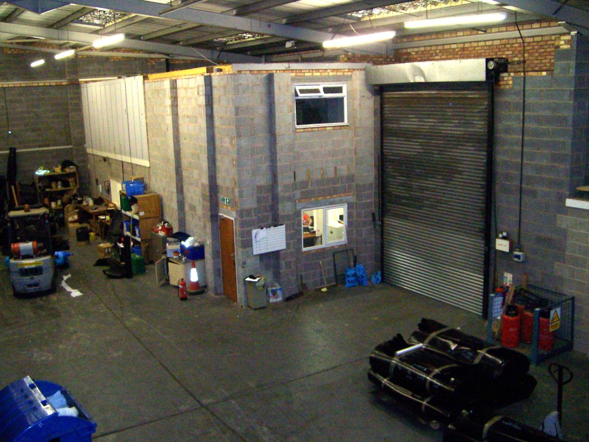 Industrial Unit in Leicester - photo 2