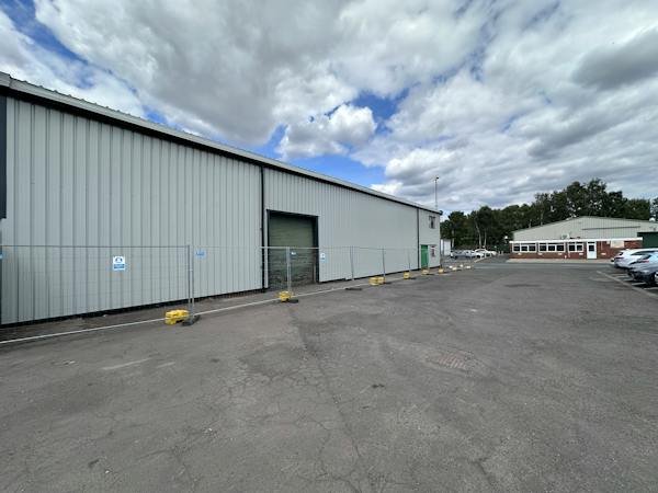 Industrial Unit in West Bromwich - photo 3