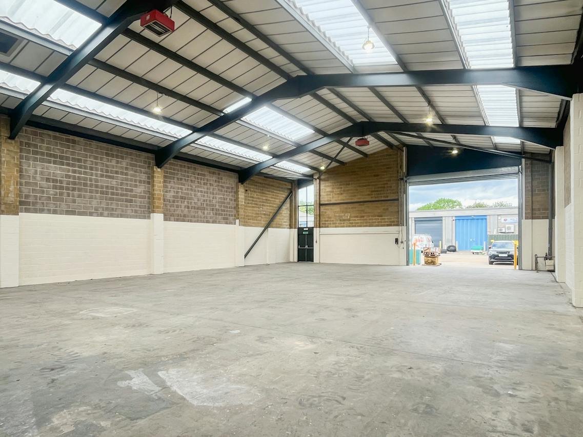 Industrial Unit in Totton - photo 4