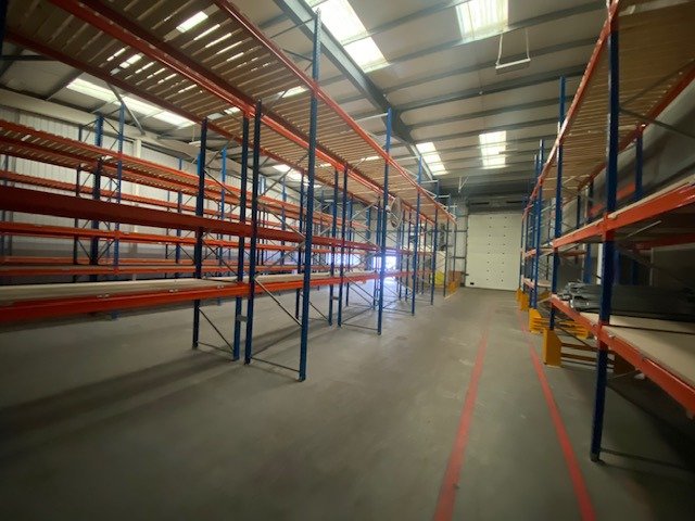Industrial Unit in St. Ives - photo 4