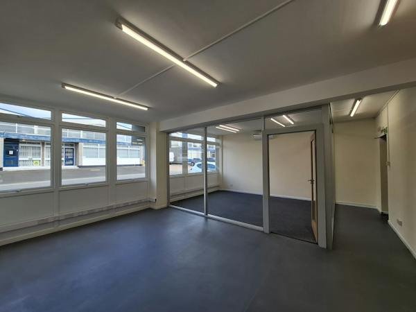 Industrial Unit in Cradley Heath - photo 3