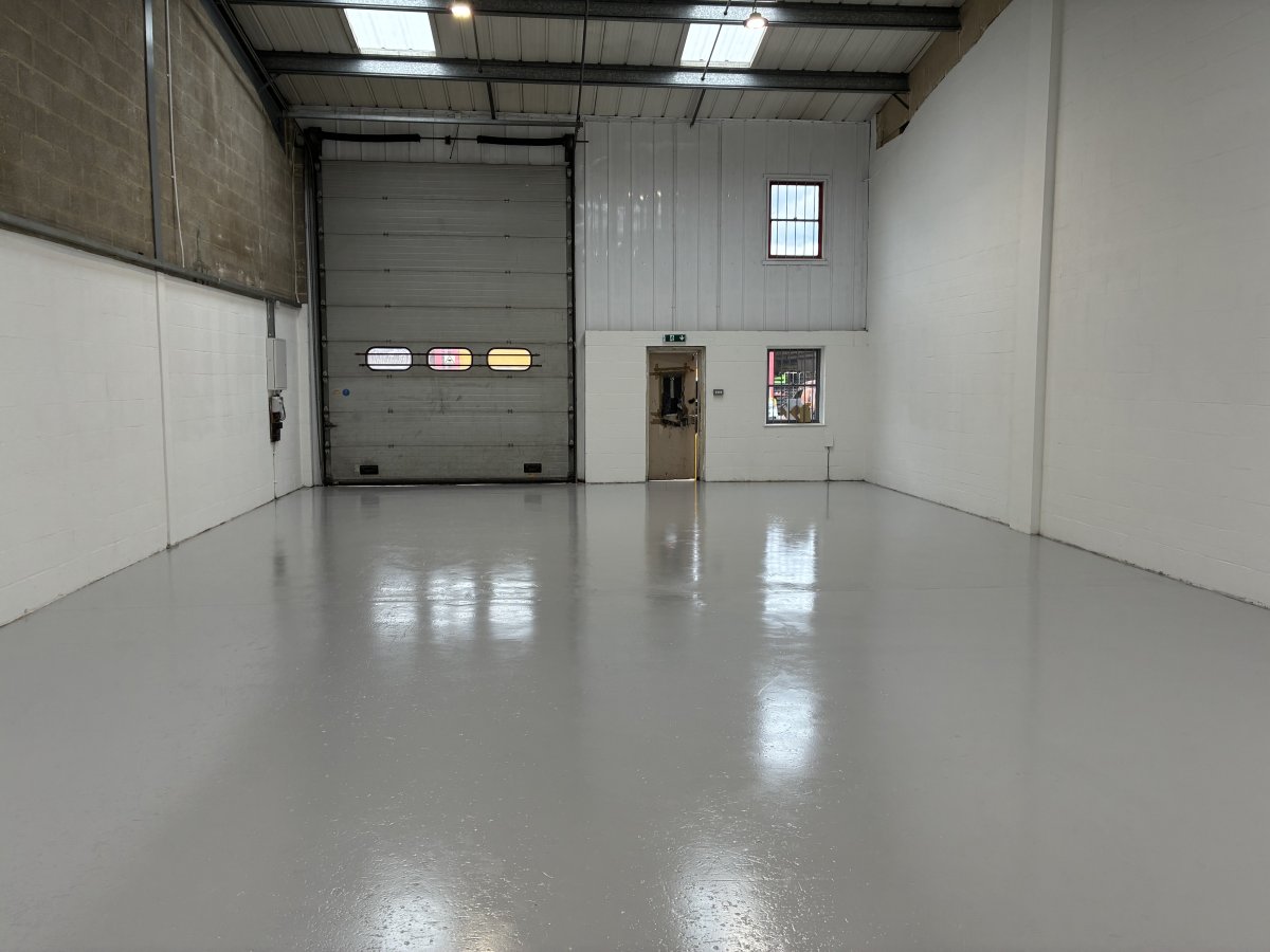 Industrial Unit in Northfleet - photo 4