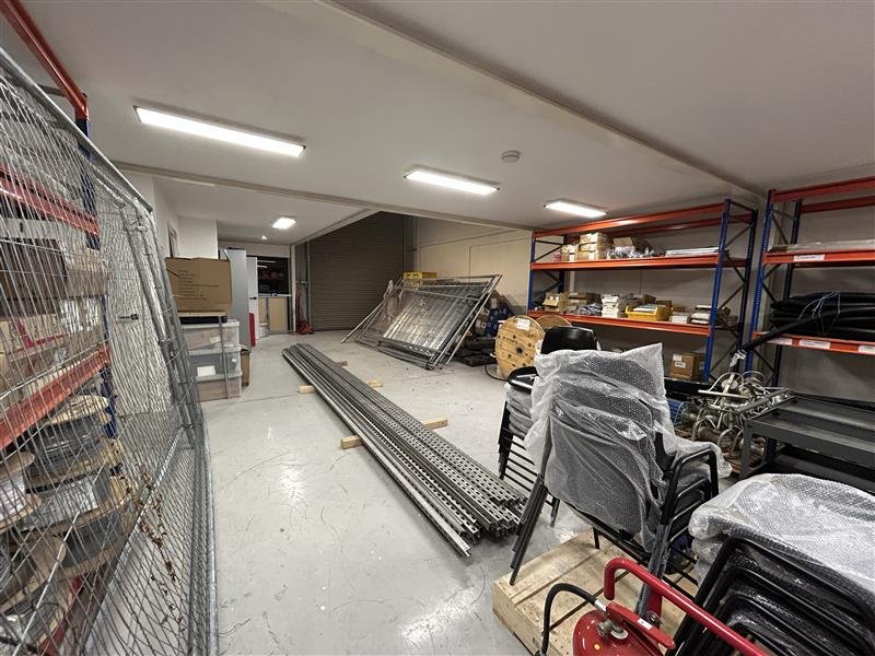 Industrial Unit in Plymouth - photo 3