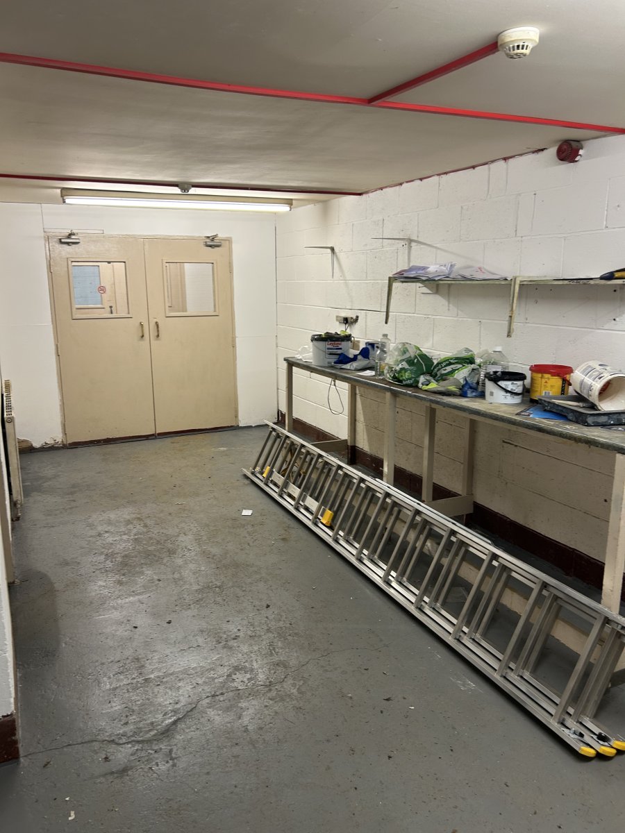 Industrial Unit in Sheffield - photo 2