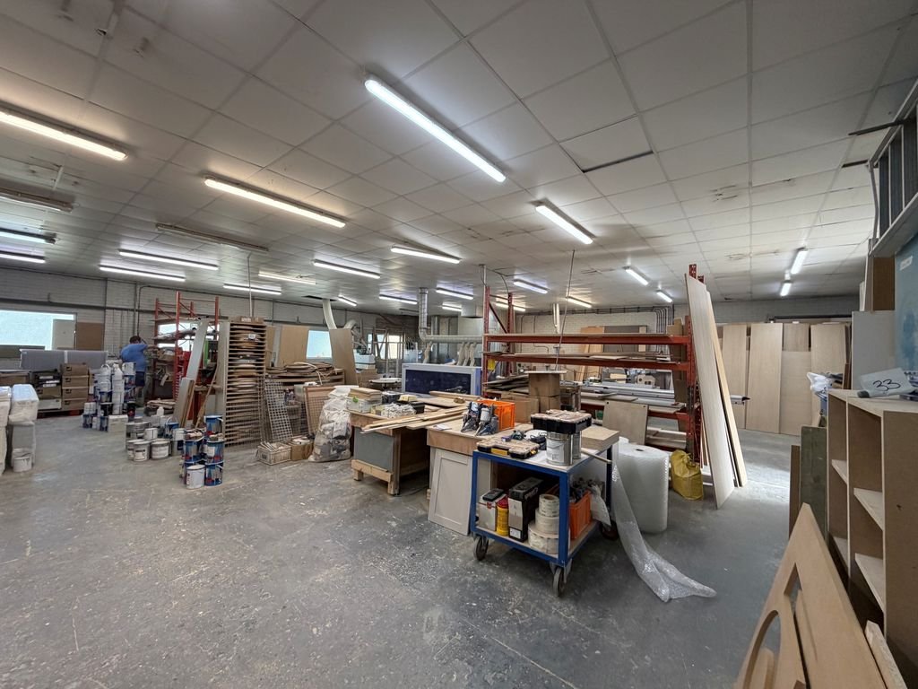 Industrial Unit in Congleton - photo 2