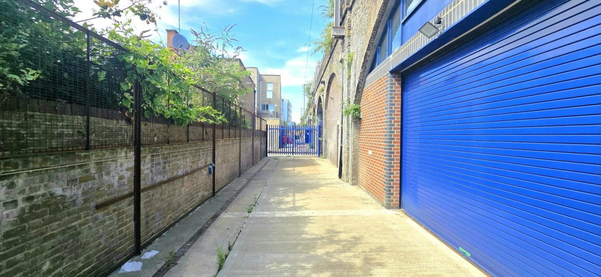 Industrial Unit in Hackney, London