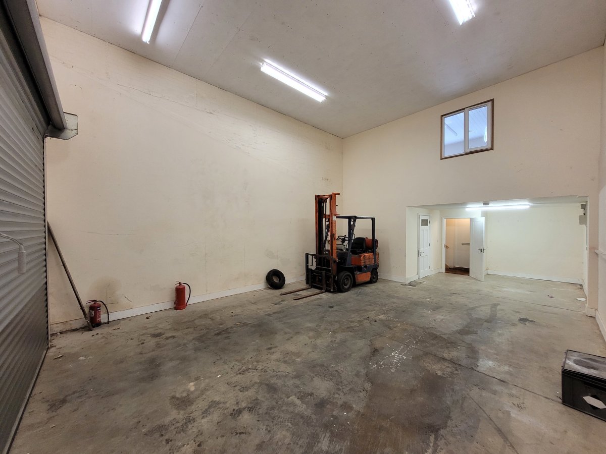 Industrial Unit in St Neots - photo 4