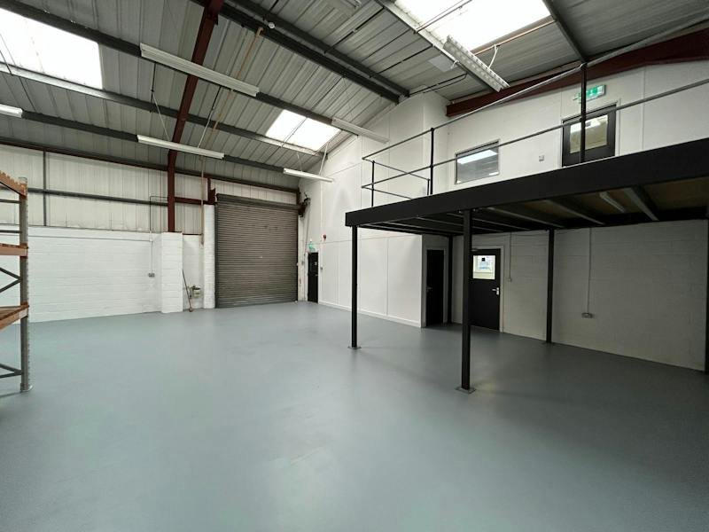 Industrial Unit in Poole - photo 2