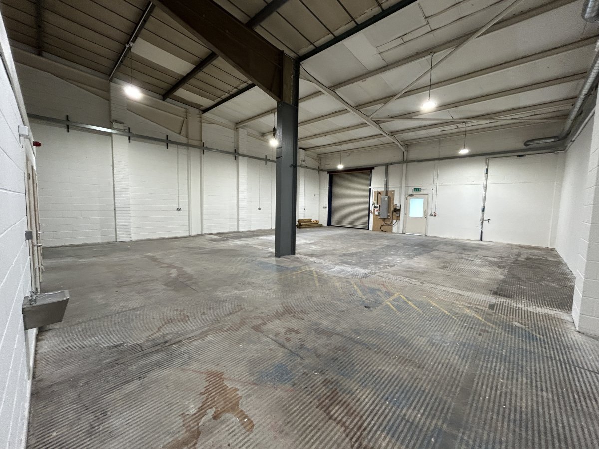 Industrial Unit in Penzance - photo 3