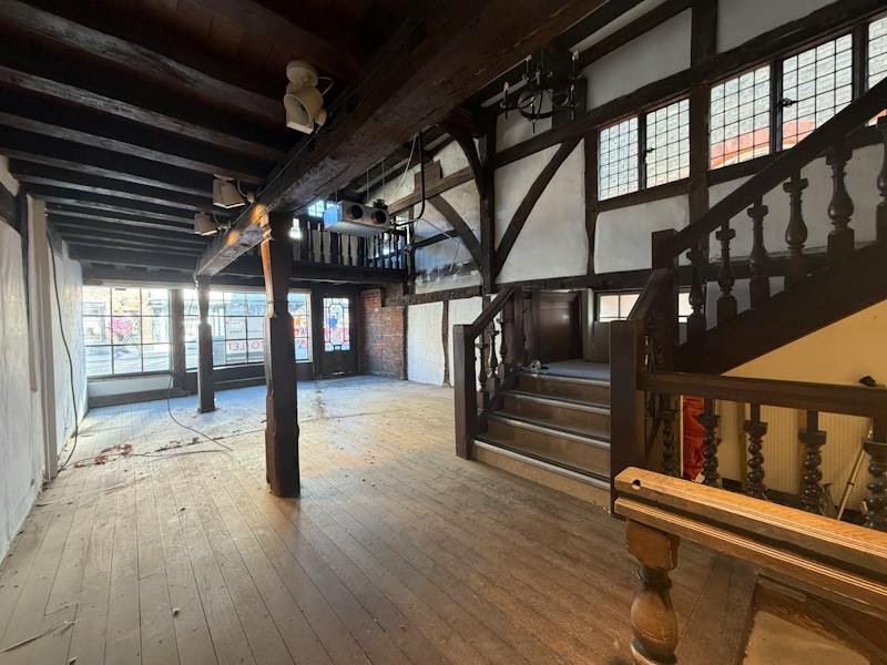 Industrial Unit in Farnham - photo 3
