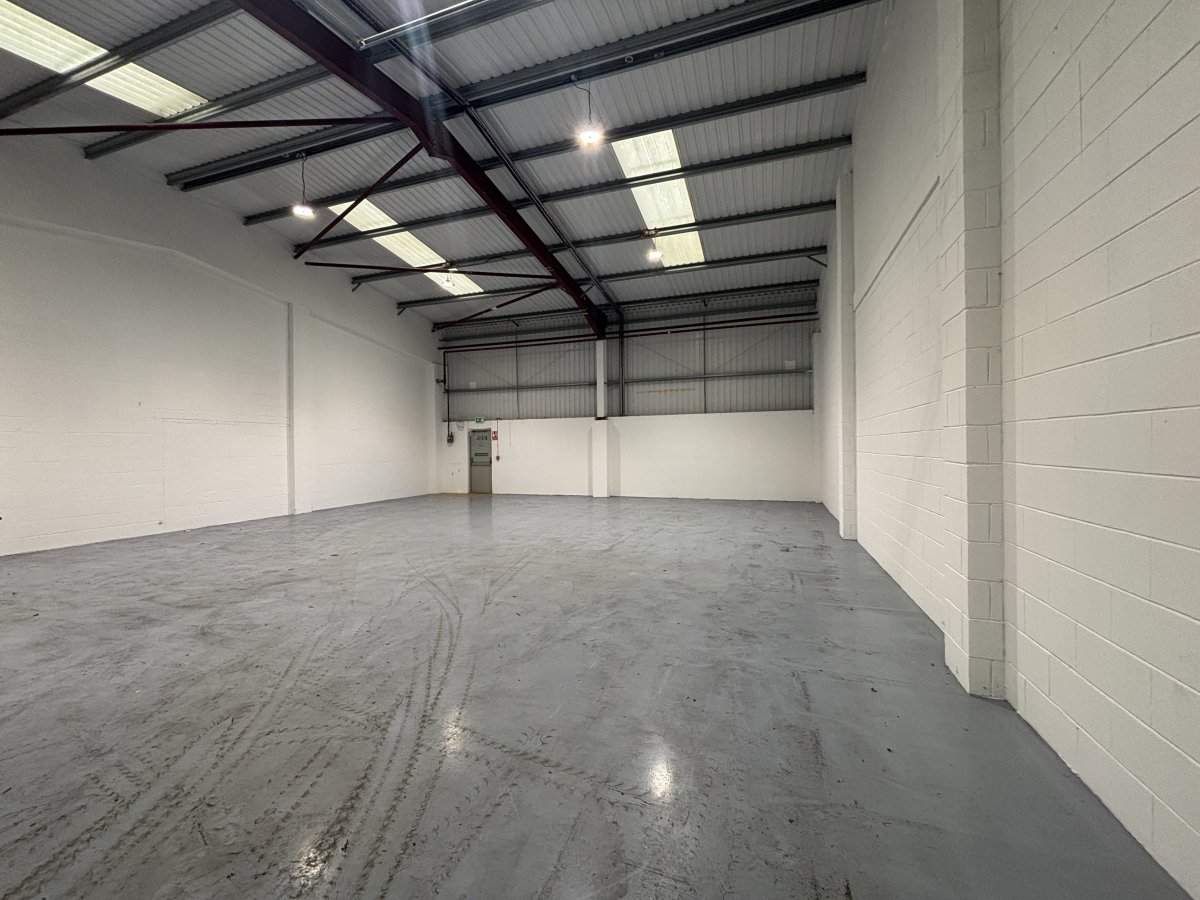 Industrial Unit in Mytholmroyd - photo 3