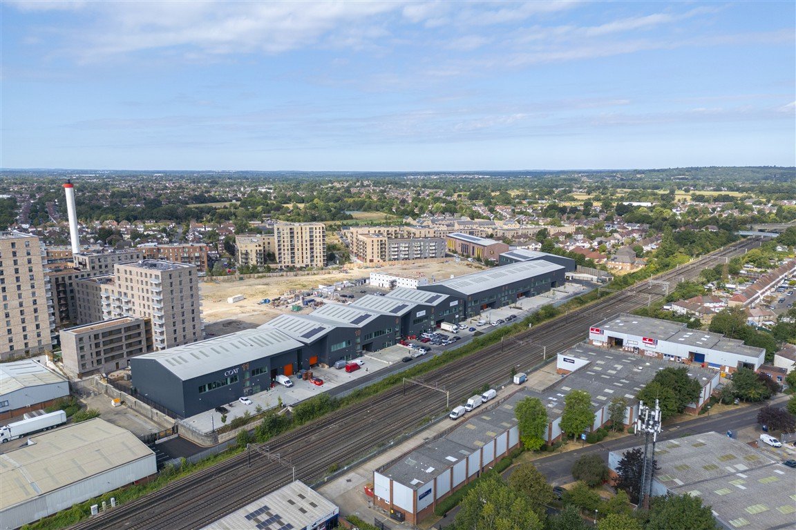 Industrial Unit in Harrow - photo 2