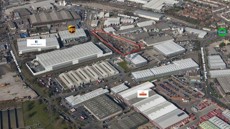 Industrial Unit in London - photo 3