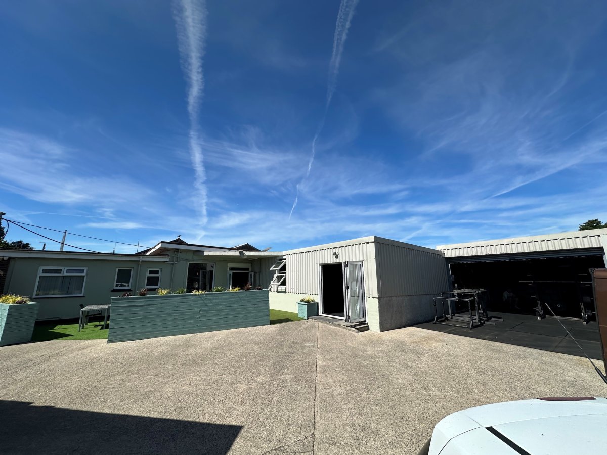 Industrial Unit in Dawlish - photo 2