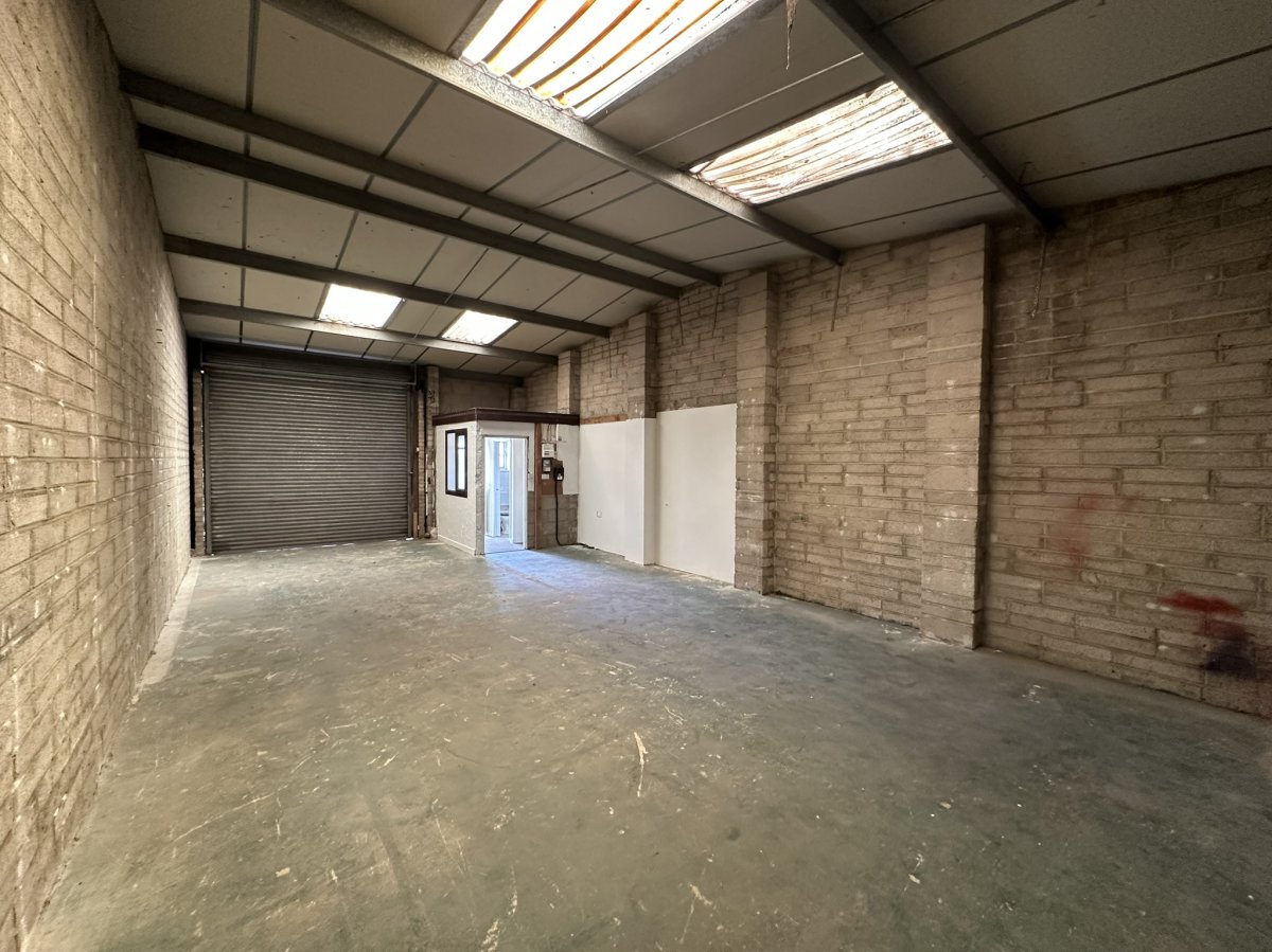 Industrial Unit in Brixham - photo 4