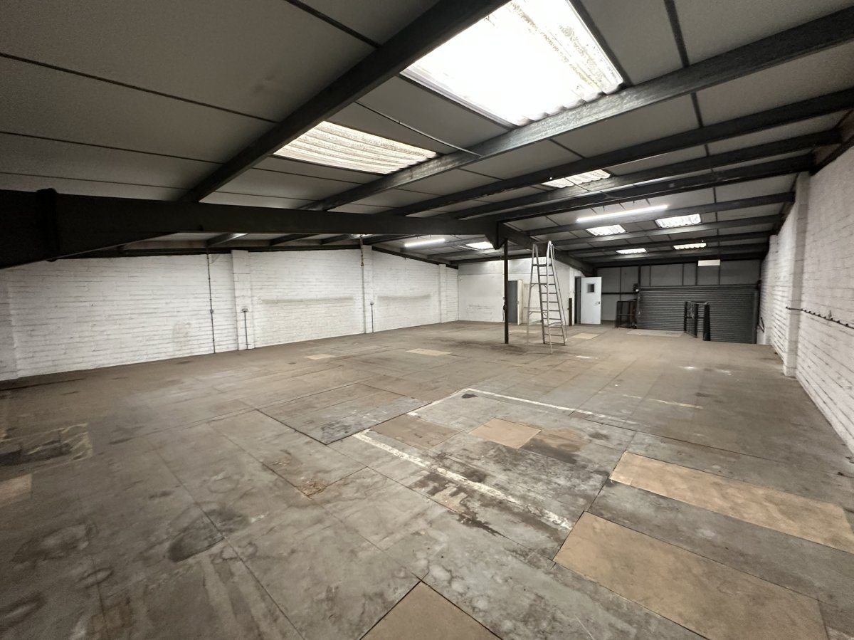 Industrial Unit in Brixham - photo 3