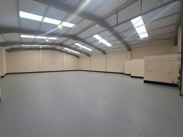 Industrial Unit in Winsford - photo 3