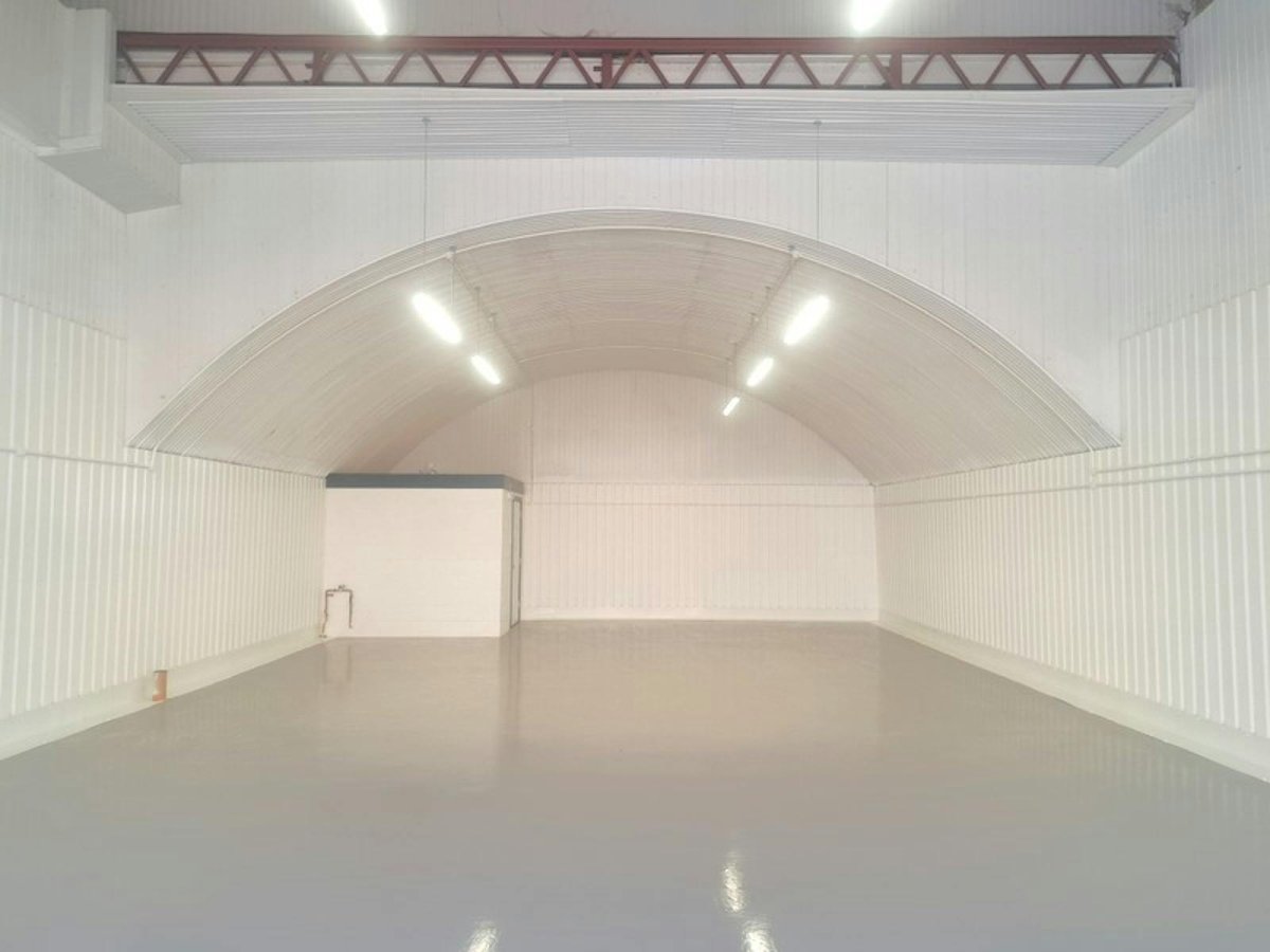 Industrial Unit in Hackney, London - photo 3