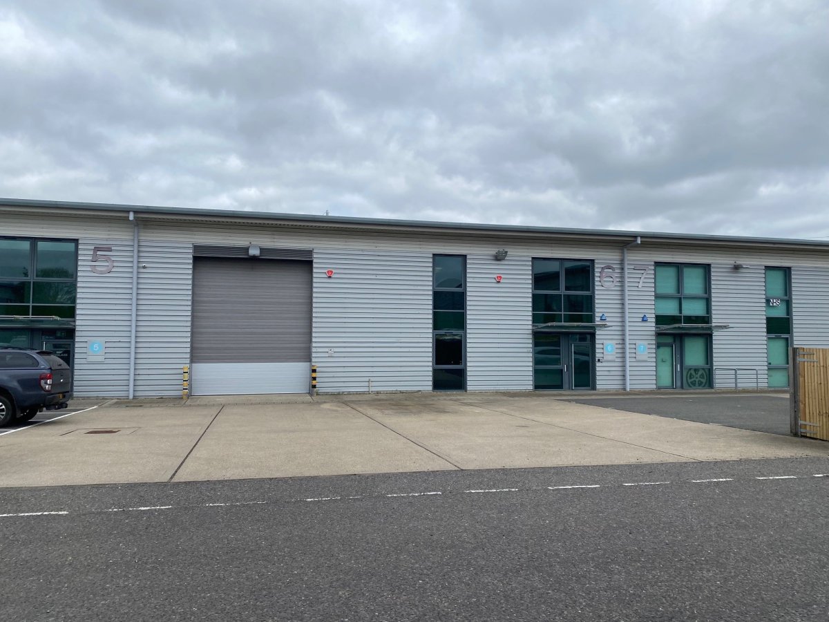 Industrial Unit in Colchester - photo 3