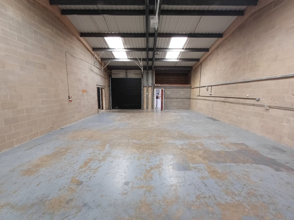 Industrial Unit in Corby - photo 2