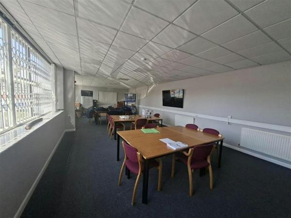 Industrial Unit in Smethwick - photo 4