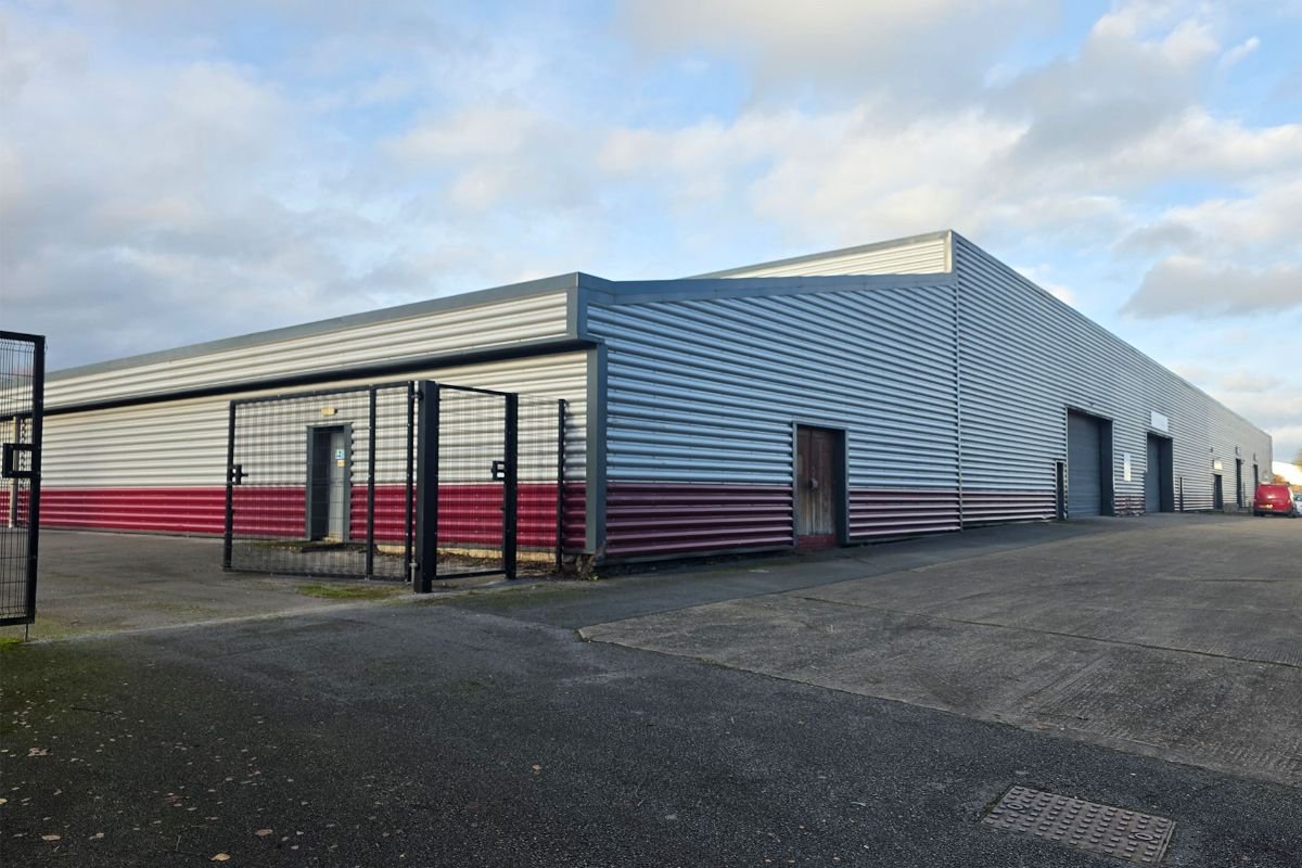 Industrial Unit in Wrexham - photo 4
