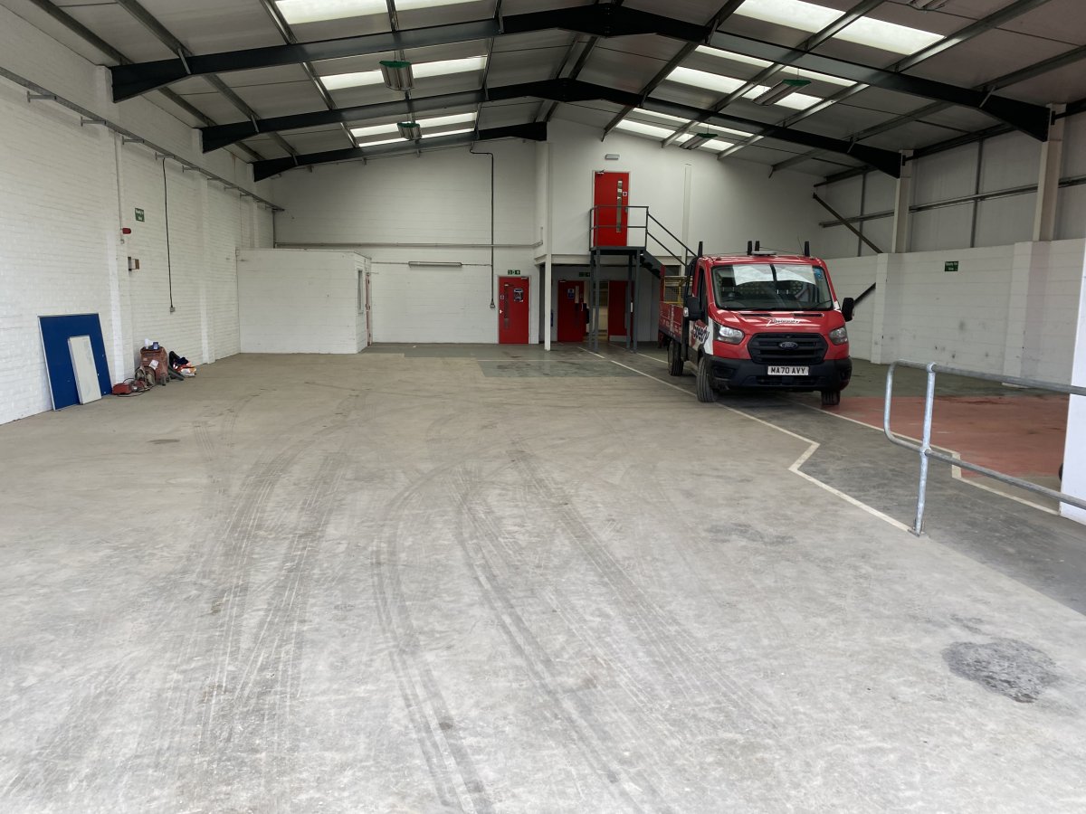 Industrial Unit in Grantham - photo 3