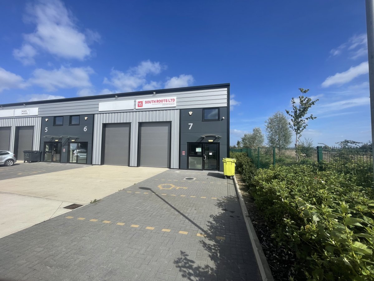 Industrial Unit in Yaxley - photo 3