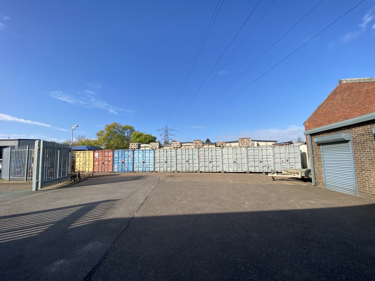 Industrial Unit in King's Lynn - photo 2