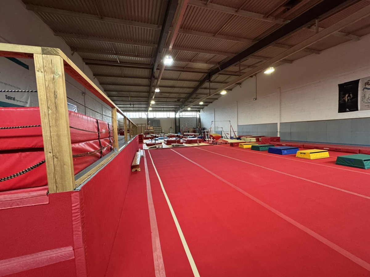 Industrial Unit in Bretton - photo 2