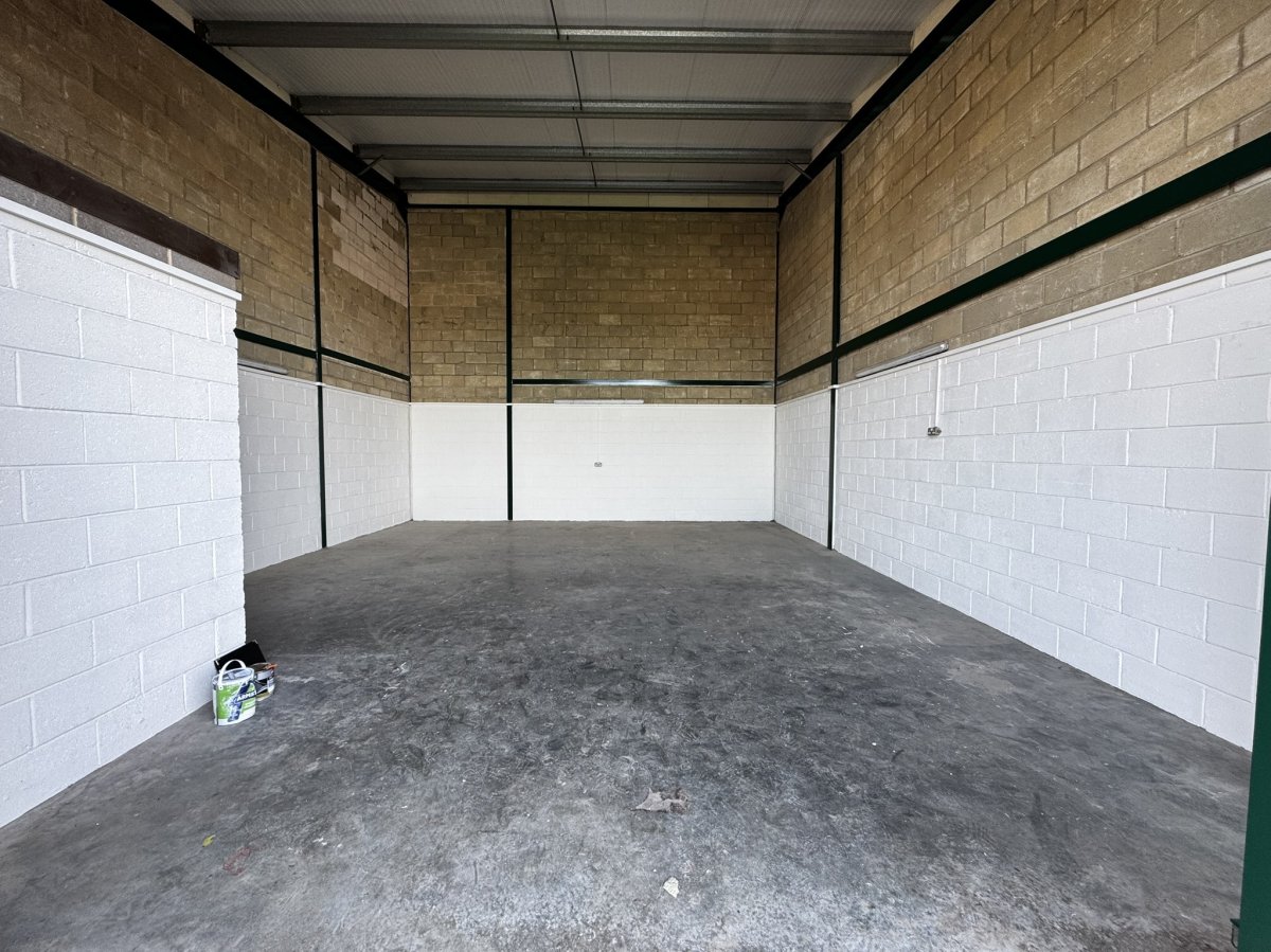 Industrial Unit in Askern - photo 4
