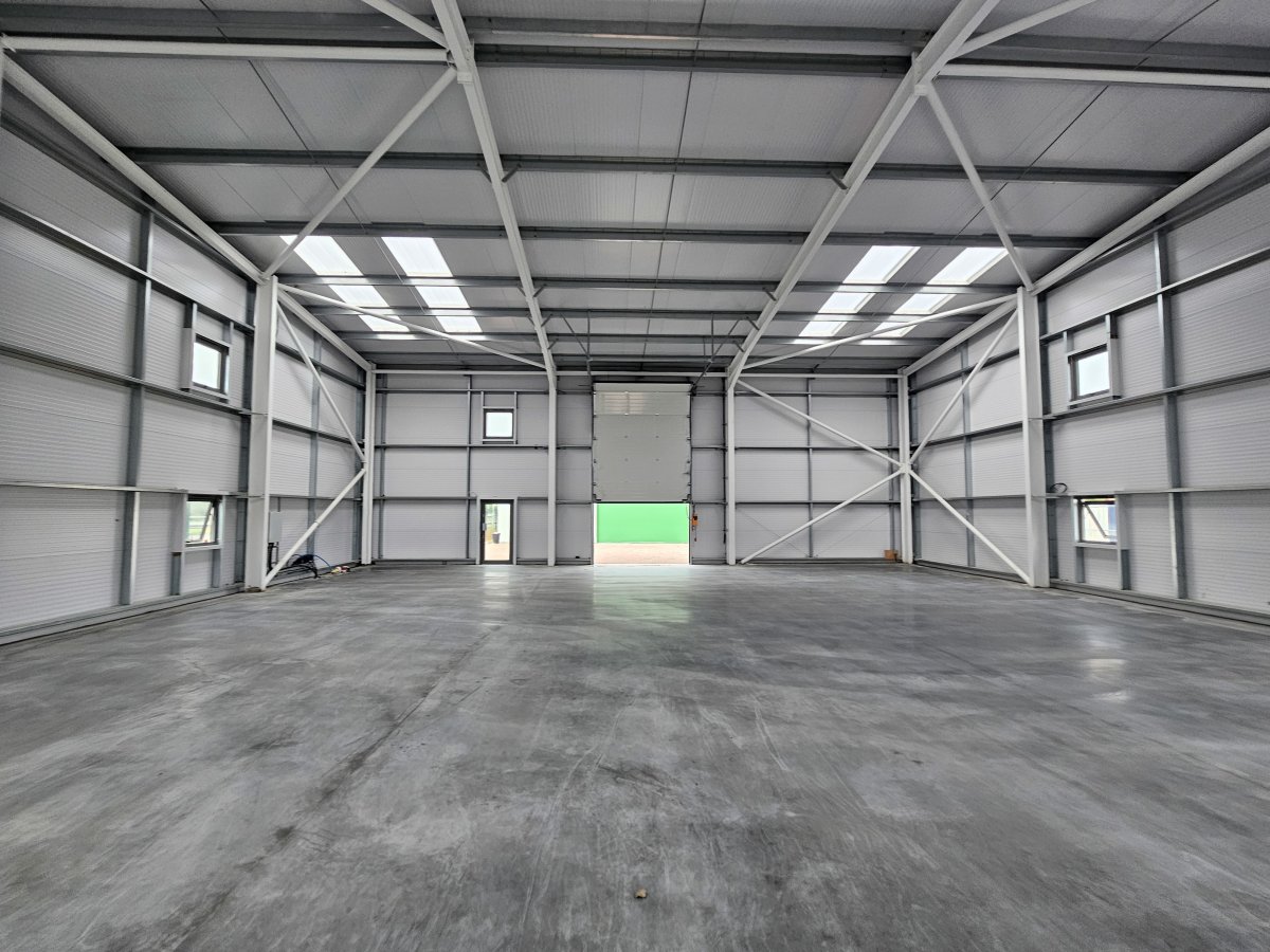 Industrial Unit in Sheerness - photo 3